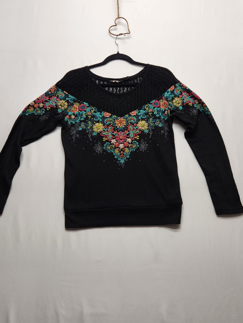⭐️Miss Me Black Embroidered Beaded Long Sleeve Crochet Boho Top Small